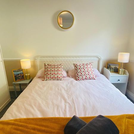 Sea Front White Rock Apartment 헤이스팅스 외부 사진